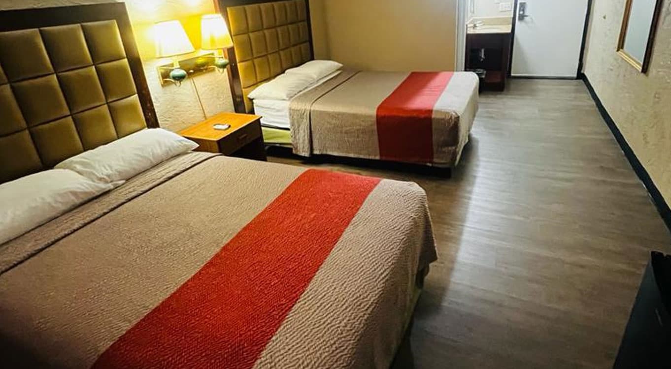 Non-Smoking Double-Bed Room Handicapped